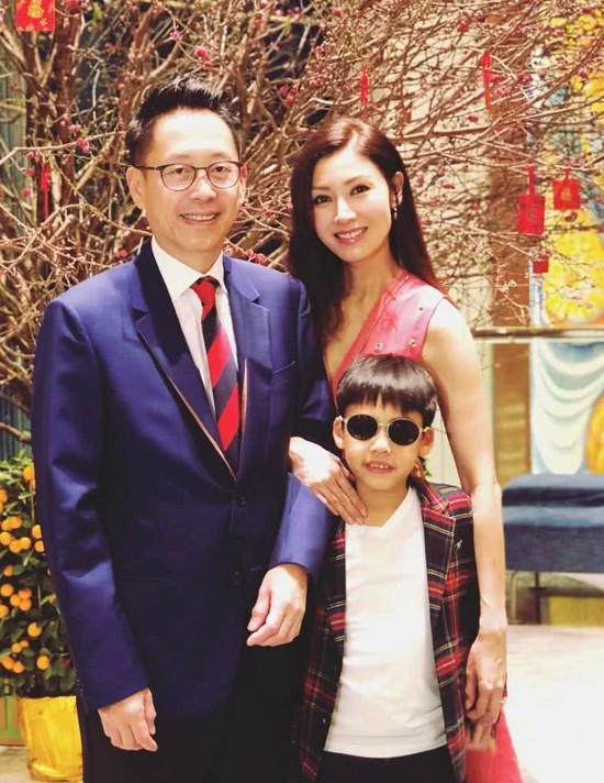 Vì sao Hoa hậu Hong Kong Lý Gia Hân và đại gia không được hưởng 1 đồng nào từ tài sản trăm ngàn tỷ của bố chồng? - Ảnh 14.