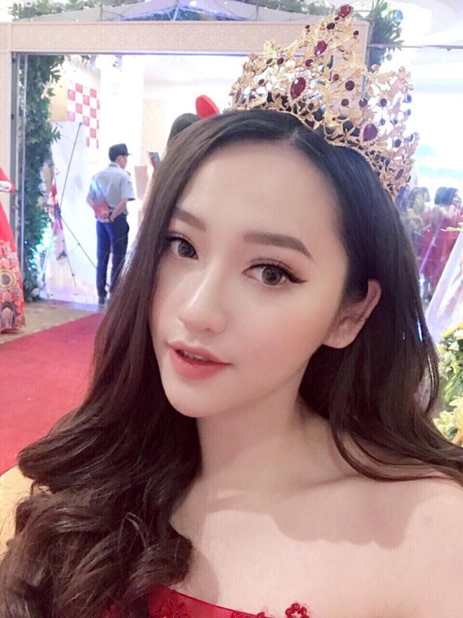 Bạn gái cao 1m74, đẹp đúng chuẩn hoa hậu của cầu thủ Đinh Thanh Bình - Ảnh 2.