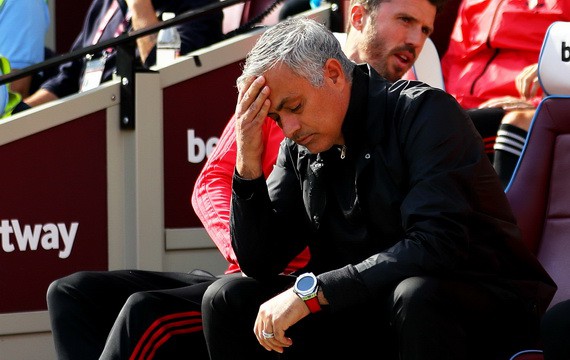 Jose Mourinho bị sa thải: Học trò phản thầy hay niềm tin bị phản bội? - Ảnh 5.