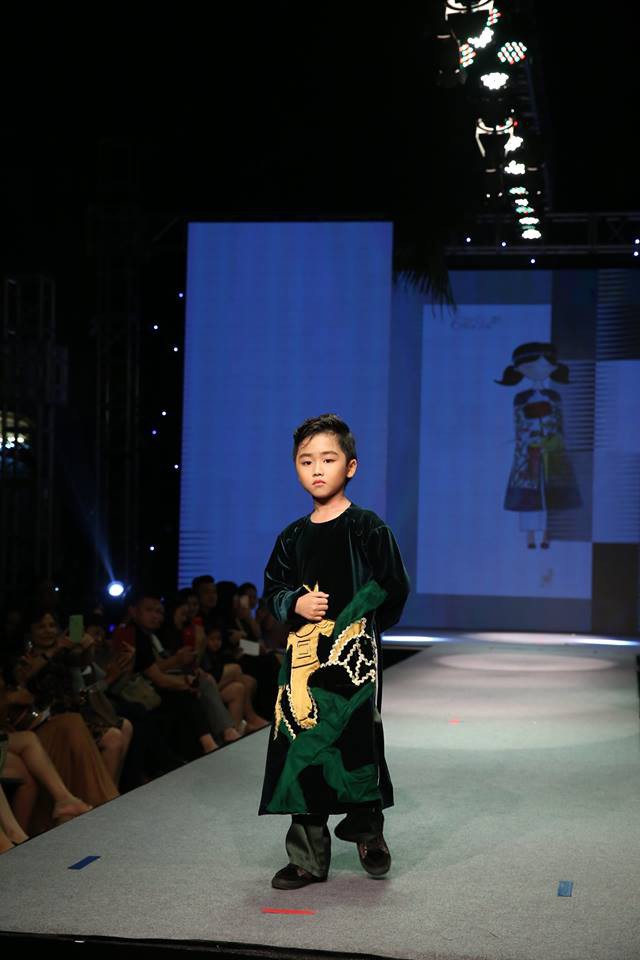 50 mẫu nhí catwalk chuyên nghiệp, đấu giá gây quỹ cho trẻ tự kỷ - Ảnh 9.