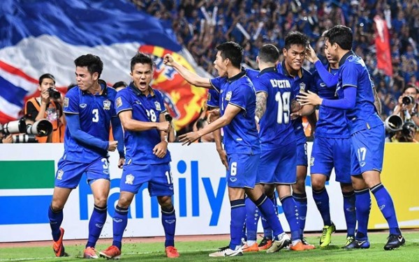 Ngựa ô ASIAN Cup 2019: Thái Lan hay Việt Nam? - Ảnh 1.