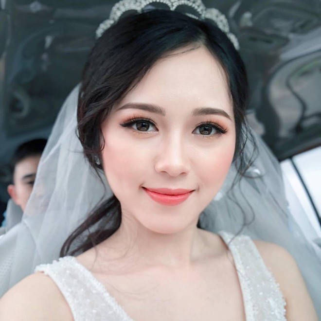 3 cô giáo 9x xinh đẹp, nhan sắc như hotgirl gây sốt cộng đồng mạng năm 2018 - Ảnh 5.