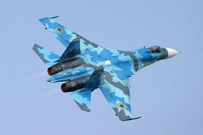 [ẢNH] Từ 70 chiến thần Su-27 xuống còn 17 chiếc, điều gì đang xảy ra với chiến đấu cơ mạnh nhất của Ukraine? - Ảnh 1.