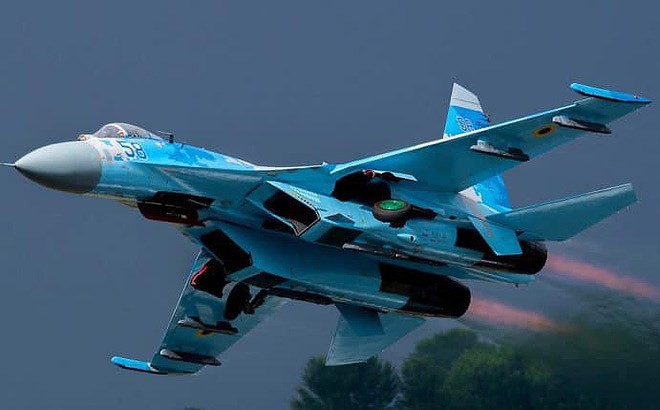 [ẢNH] Từ 70 chiến thần Su-27 xuống còn 17 chiếc, điều gì đang xảy ra với chiến đấu cơ mạnh nhất của Ukraine? - Ảnh 14.