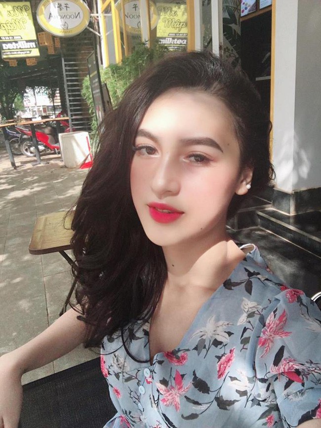 Những cô gái Việt 100% nhưng luôn bị nhầm là con lai vì ngoại hình xinh đẹp, sexy - Ảnh 14.