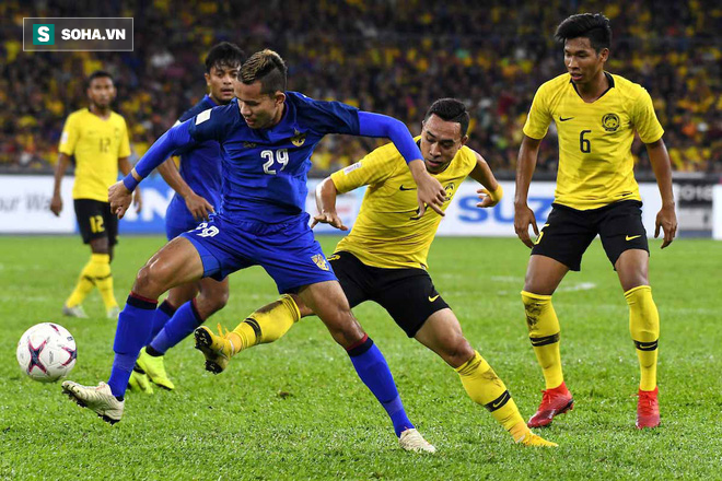 Sút hỏng penalty ở phút bù giờ, Thái Lan bị đá bay khỏi AFF Cup trong tột cùng cay đắng - Ảnh 2.