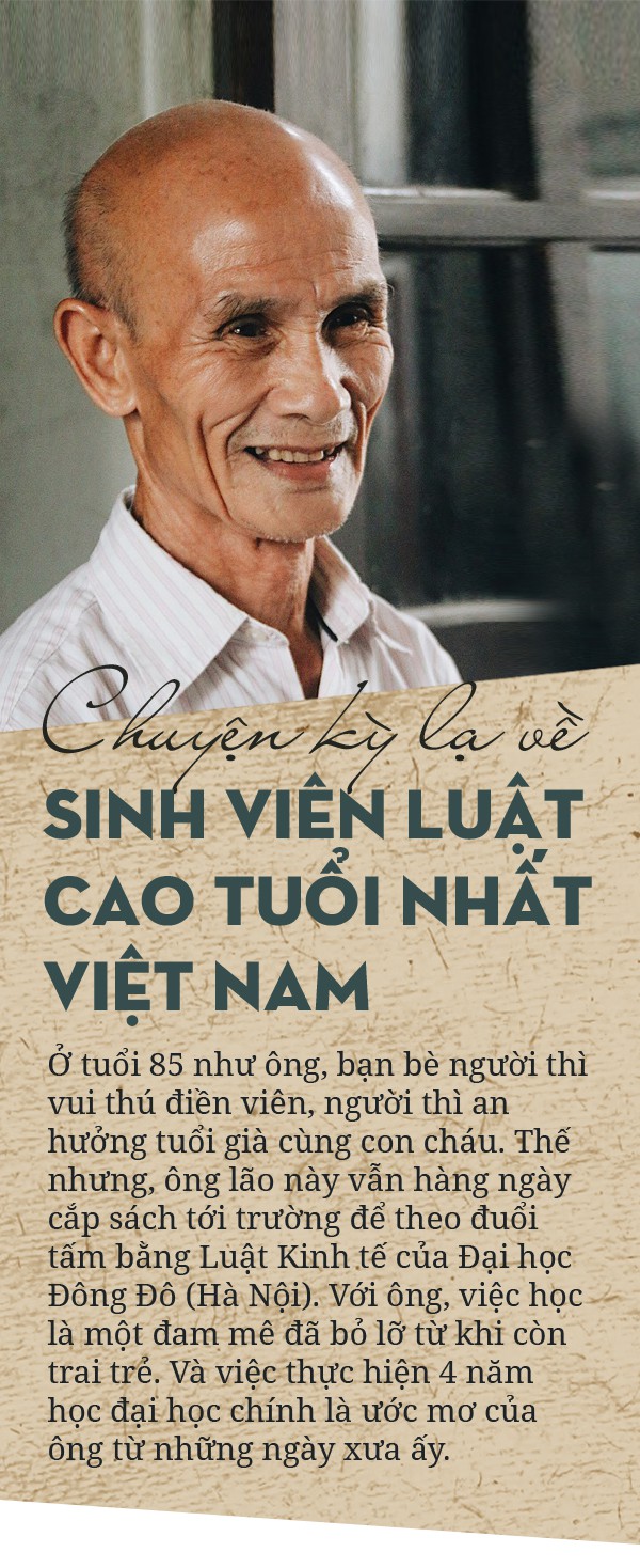 Chuyện kì lạ về sinh viên Luật cao tuổi nhất Việt Nam - Ảnh 1.