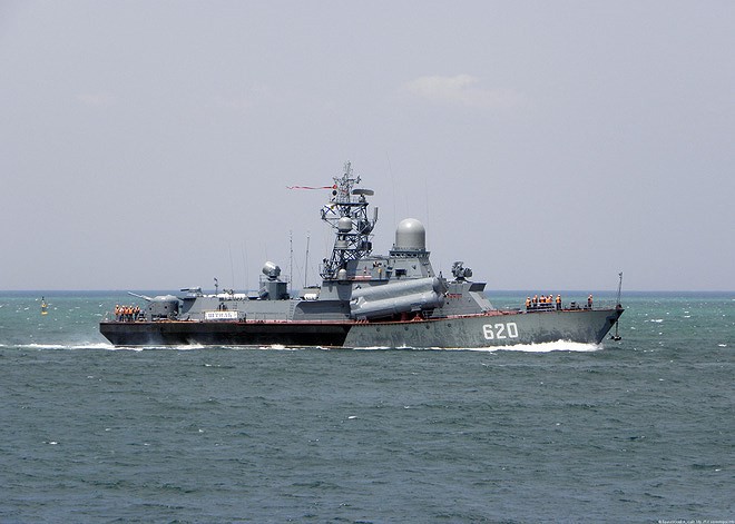 [ẢNH] Dàn tàu chiến cực mạnh của Hạm đội Biển Đen sẵn sàng đón tiếp hải quân NATO - Ảnh 9.