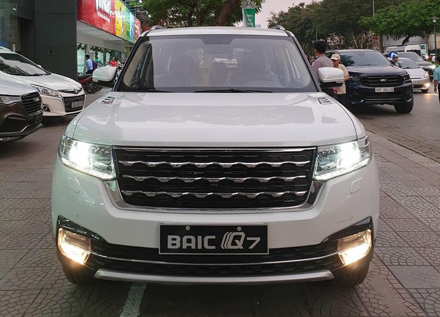 BAIC Q7 - SUV Trung Quốc nhái Range Rover giá 658 triệu đồng tại Việt Nam - Ảnh 1.