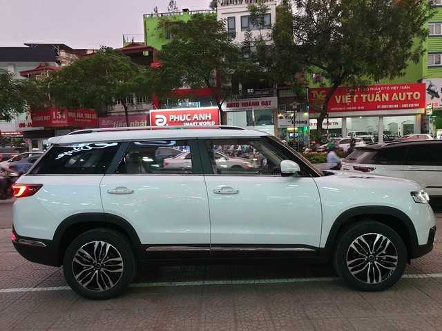 BAIC Q7 - SUV Trung Quốc nhái Range Rover giá 658 triệu đồng tại Việt Nam - Ảnh 2.