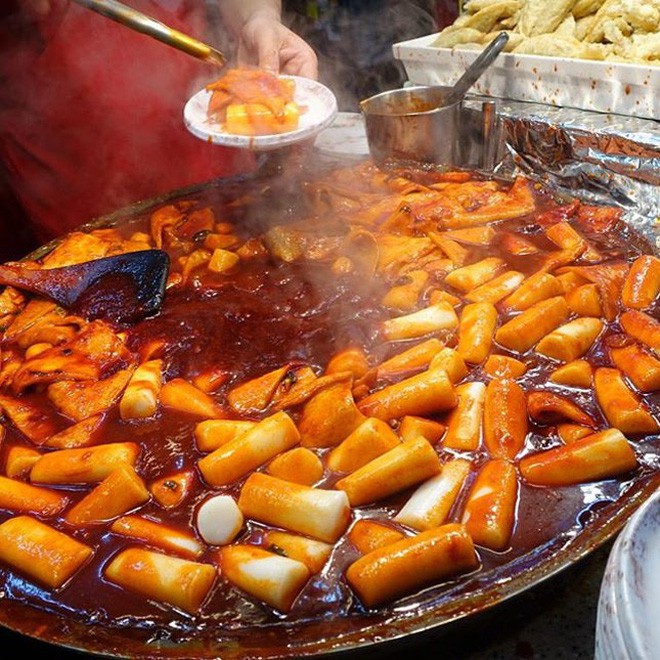 Đi Hàn Quốc mùa này chẳng lo chết rét vì đã có loạt món ngon đường phố ấm nóng để sưởi ấm - Ảnh 16.