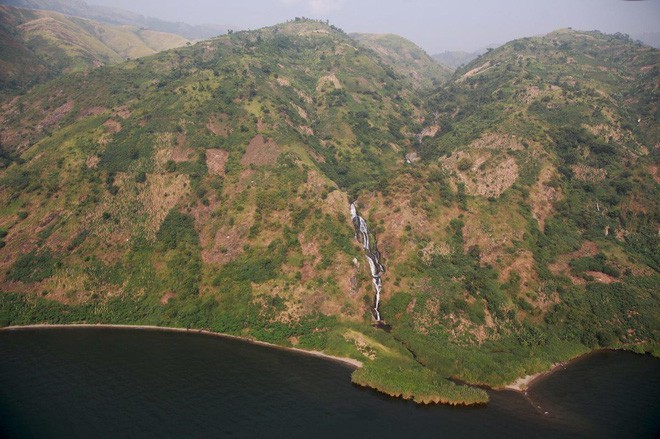 Ghé thăm khu vườn tuyệt diệu và nguy hiểm bậc nhất châu Phi: Virunga - Ảnh 3.