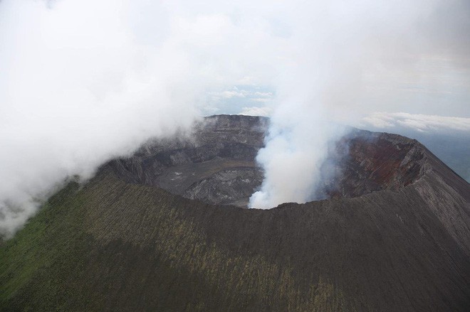 Ghé thăm khu vườn tuyệt diệu và nguy hiểm bậc nhất châu Phi: Virunga - Ảnh 6.