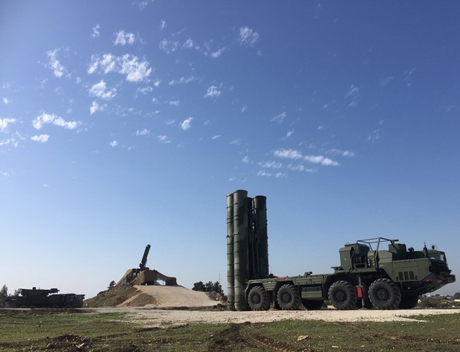 Nga hất cẳng Mỹ, mồi chài khách hàng mua tên lửa S-400 như thế nào? - Ảnh 2.