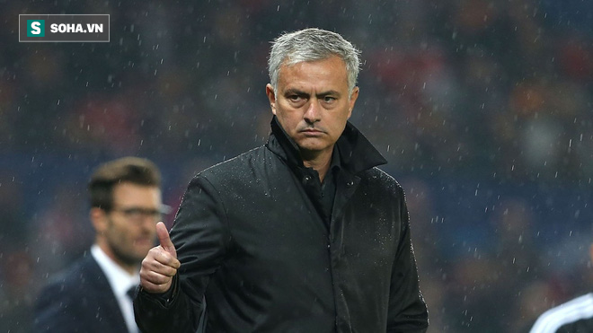 Dùng từ “rác rưởi”, Mourinho phản bác đanh thép tin đồn rời Man United - Ảnh 1.