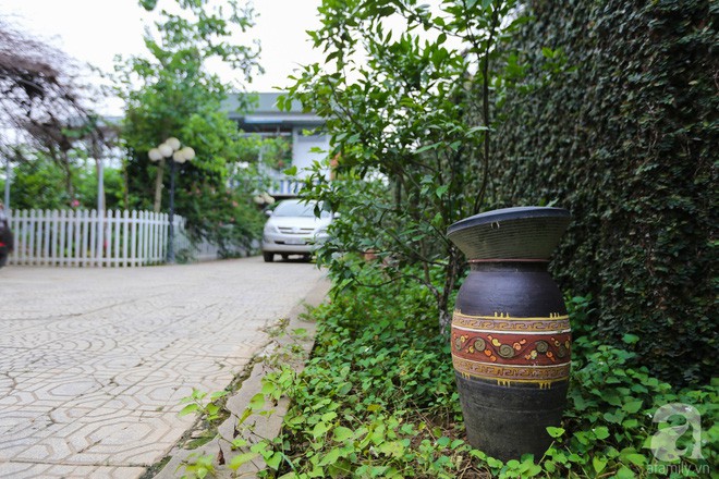 Chuyện tình xúc động của NSND Thanh Hoa: Gần 70 tuổi mới được mặc váy cô dâu - Ảnh 3.