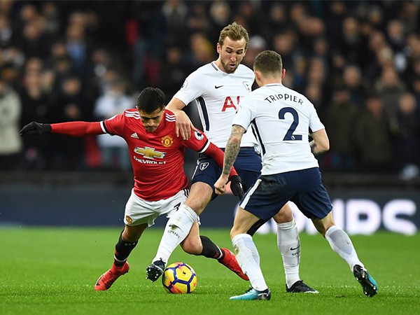 Alexis Sanchez gây thất vọng: Đến M.U nhưng chưa thoát nỗi ám ảnh Arsenal - Ảnh 1.