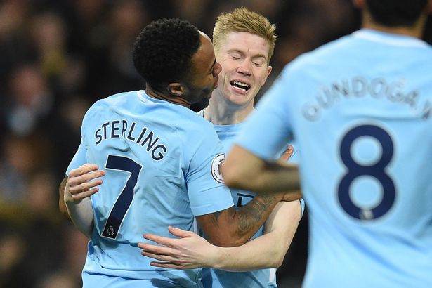 Aguero: Đá với De Bruyne, cứ chạm bóng là ghi bàn. Guardiola: ‘De Bruyne là ứng viên QBV’ - Ảnh 1.