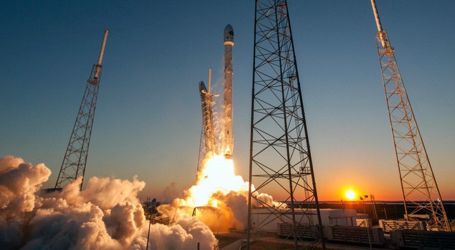 Cuối tuần này, SpaceX sẽ phóng vệ tinh phát Internet, bước đầu thử nghiệm cho dự án phát Internet toàn cầu - Ảnh 4.