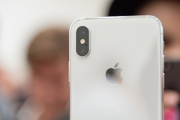 7 lý do iPhone 8 đáng mua ăn đứt iPhone X - Ảnh 5.