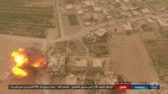 IS tấn công bằng xe bom tự sát, người Kurd thiệt hại nặng nề ở Deir Ezzor - Ảnh 8.