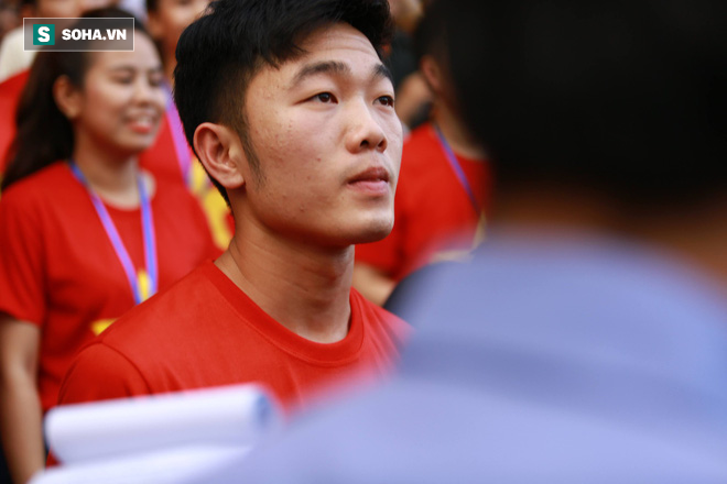 HLV Miura cùng dàn sao U23 Việt Nam làm nóng V-League 2018 - Ảnh 1.