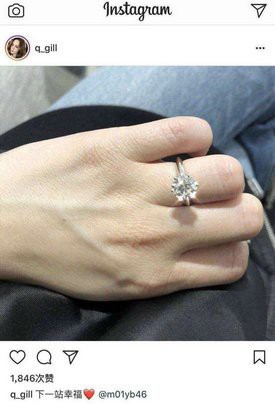 Sau 10 năm dính scandal lộ ảnh nóng, Chung Hân Đồng được phi công trẻ cầu hôn - Ảnh 1. Sau 10 năm dính scandal lộ ảnh nóng, Chung Hân Đồng được phi công trẻ cầu hôn - Ảnh 1.