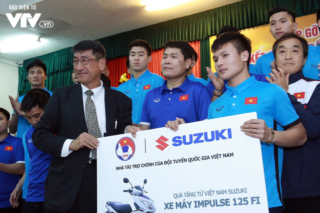 Bộ trưởng Mai Tiến Dũng: Ai hứa thưởng cho U23 Việt Nam mà chậm thì chúng ta nhắc - Ảnh 3. Bộ trưởng Mai Tiến Dũng: Ai hứa thưởng cho U23 Việt Nam mà chậm thì chúng ta nhắc - Ảnh 3.