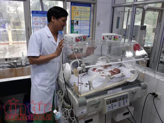Đột nhập bệnh viện Phụ sản Trung ương ngày rét đậm, xem các bác sĩ giữ ấm cho trẻ sơ sinh - Ảnh 4.