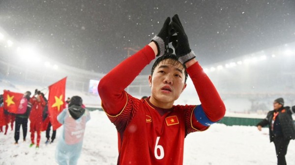 Thêm hình ảnh ngày bé cực đáng yêu của đội trưởng Trường Híp khiến fan nữ thích mê - Ảnh 2. Thêm hình ảnh ngày bé cực đáng yêu của đội trưởng Trường Híp khiến fan nữ thích mê - Ảnh 2.