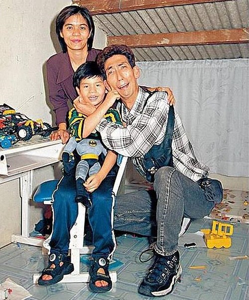 Sao Cbiz lỗi thời: Đường Tăng đi hát hội chợ kiếm tiền, Nhĩ Thái kéo fame bằng hình ảnh gây sốc - Ảnh 11. Sao Cbiz lỗi thời: Đường Tăng đi hát hội chợ kiếm tiền, Nhĩ Thái kéo fame bằng hình ảnh gây sốc - Ảnh 11.