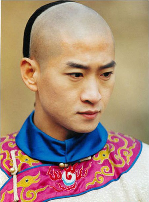 Sao Cbiz lỗi thời: Đường Tăng đi hát hội chợ kiếm tiền, Nhĩ Thái kéo fame bằng hình ảnh gây sốc - Ảnh 15. Sao Cbiz lỗi thời: Đường Tăng đi hát hội chợ kiếm tiền, Nhĩ Thái kéo fame bằng hình ảnh gây sốc - Ảnh 15.