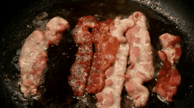 Liệu pháp thịt xông khói - giải pháp mới cho người mất ngủ bạn cần biết ngay hôm nay! - Ảnh 4.