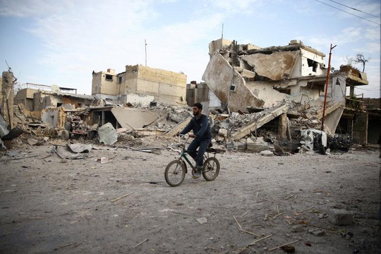 Syria: Người dân Đông Ghouta “chờ chết” dưới làn sóng không kích - Ảnh 1.