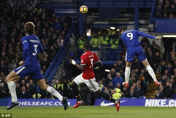 Mourinho không còn là Vua, Man United sao thắng nổi Chelsea? - Ảnh 2.