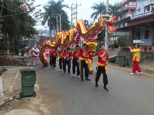 Tiểu thương chợ Đồng Đăng mở lễ hội vui xuân, khoản đãi đặc sản - Ảnh 5.