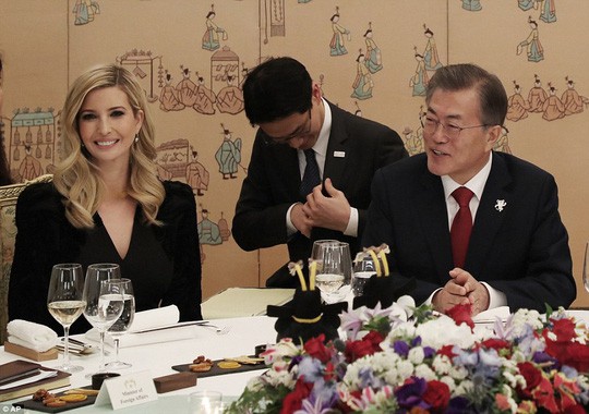 Thông điệp trong bữa tối tổng thống Hàn Quốc mời Ivanka Trump - Ảnh 2.