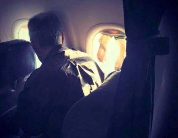 Chuyện kém sang trên máy bay: Cho chân lên ghế trước hay hong đồ lót trước điều hòa - Ảnh 7.