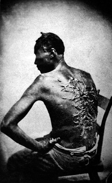 Chùm ảnh cho thấy cuộc sống địa ngục trần gian của người nô lệ da màu tại Mỹ - Ảnh 1.