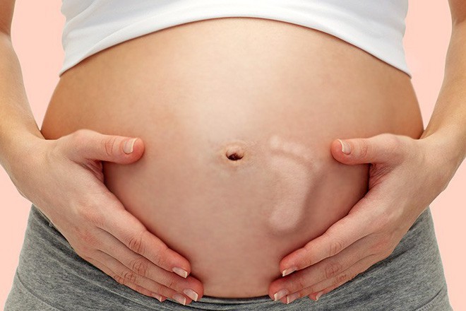 Có thể bạn chưa biết: lực đạp của bào thai lên bụng mẹ là bao nhiêu? - Ảnh 1.