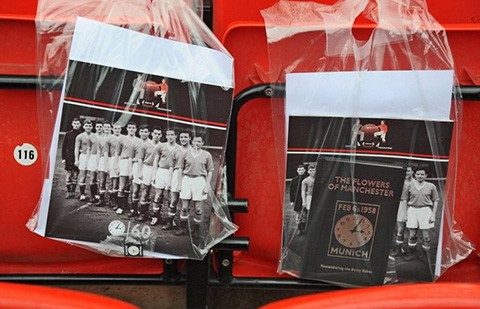 60 năm thảm hoạ Munich: Xúc động tâm thư Sir Bobby Charlton gửi các ngôi sao M.U - Ảnh 10.