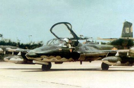 Phi công A-37 Việt Nam chiến đấu anh dũng không thua kém phi công Su-25 Nga khi bị bắn rơi - Ảnh 1.