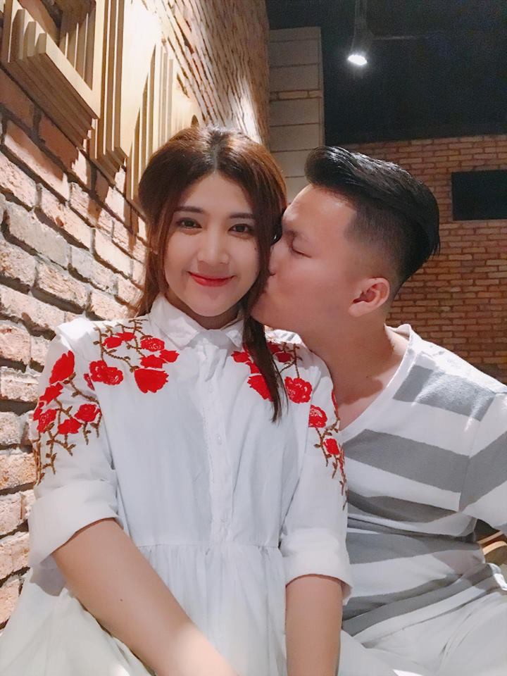 Ch&acirc;n dung chồng sắp cưới l&agrave; cơ ph&oacute; h&agrave;ng kh&ocirc;ng của Tố Ny - Ảnh 2.