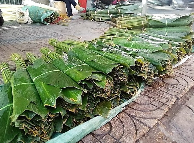 Chợ lá dong gần 50 tuổi nhộn nhịp ở Sài Gòn - Ảnh 12.
