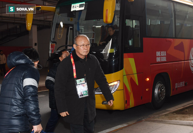 TRỰC TIẾP Bán kết U23 châu Á: U23 Việt Nam vs U23 Qatar (15h00) - Ảnh 2.