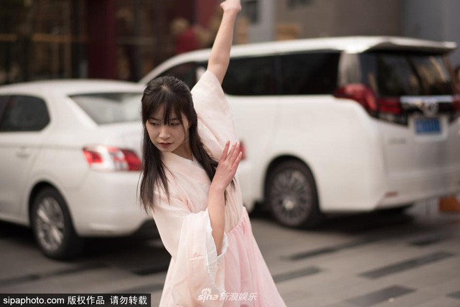 Chiêm ngưỡng nhan sắc dàn nam thanh nữ tú trong kì tuyển sinh của lò đào tạo diễn viên hàng đầu Trung Quốc - Ảnh 12.