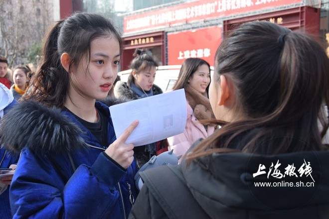 Chiêm ngưỡng nhan sắc dàn nam thanh nữ tú trong kì tuyển sinh của lò đào tạo diễn viên hàng đầu Trung Quốc - Ảnh 3.
