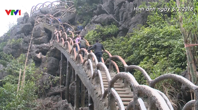 Khoan đá xây cầu ngàn mét xâm phạm lõi Di sản Tràng An: Giám đốc sai phạm nói vì nóng vội - Ảnh 1.