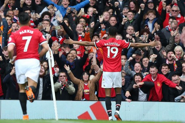 Mourinho có thể thẳng tay loại Pogba như từng làm với Salah và De Bruyne - Ảnh 1.