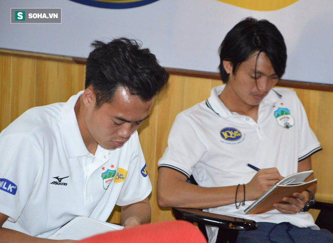 Chăm chỉ học tập, biểu tượng chiến thắng của U23 Việt Nam hé lộ ước mơ lạ ngoài bóng đá - Ảnh 3.